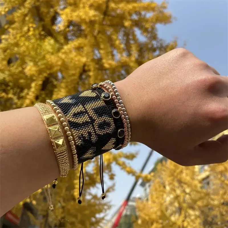 

Beaded bracelet Originality Design Heart-shaped Love Hand knitting Black. Bohemia Adjustable Tide Simple Rice bead bracelet set