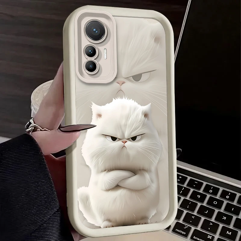 Charming Black and White Cat Phone Case