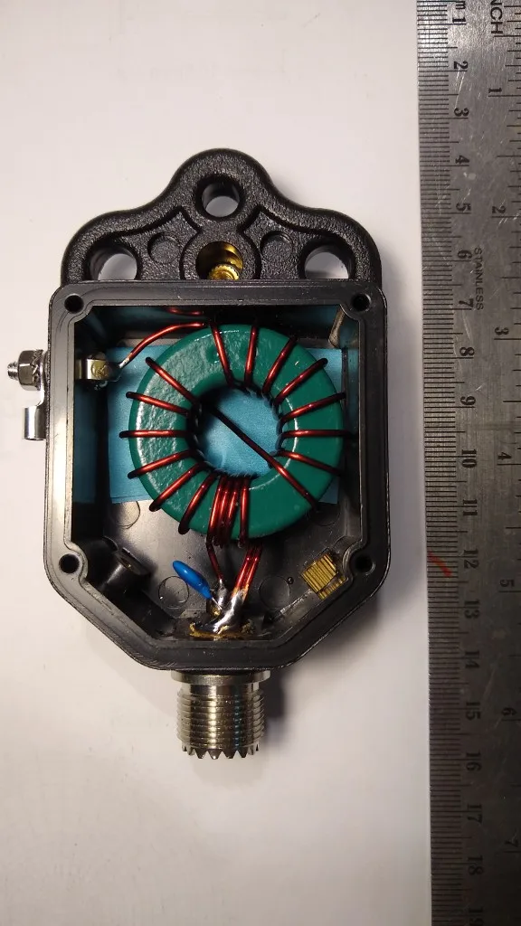 ߷ 4  8   ǵ ׳, ļ  , 1-30Mhz  100W (PEP), 1:64