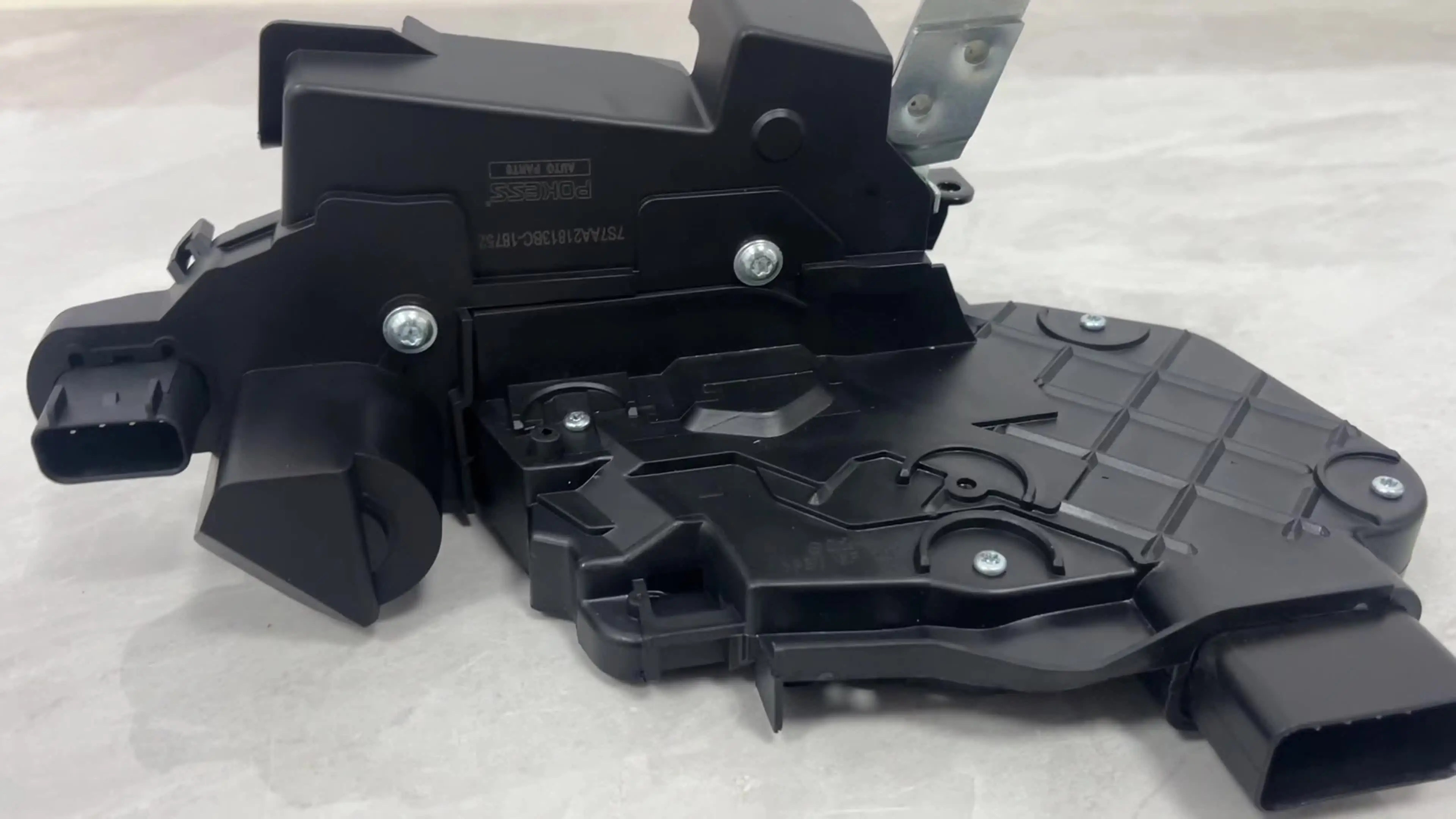 Привод защелки передней левой и правой двери POKESS для Ford Mondeo DF автозапчасти 7s7aa2oorca