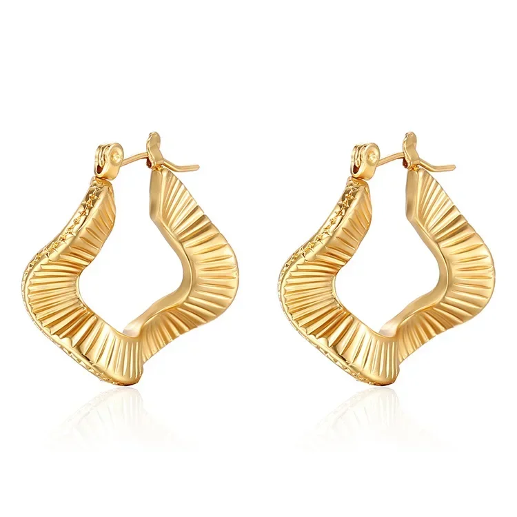 

Stainless Steel Fashion Retro 18K Gold Plated Women Exquisite Hoop Earrings