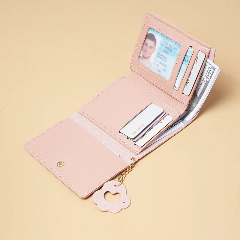รูปสินค้า กระเป๋าแฟชั่นขนาดเล็ก น่ารัก ความจุ Multi-Card กระเป๋าสตางค์