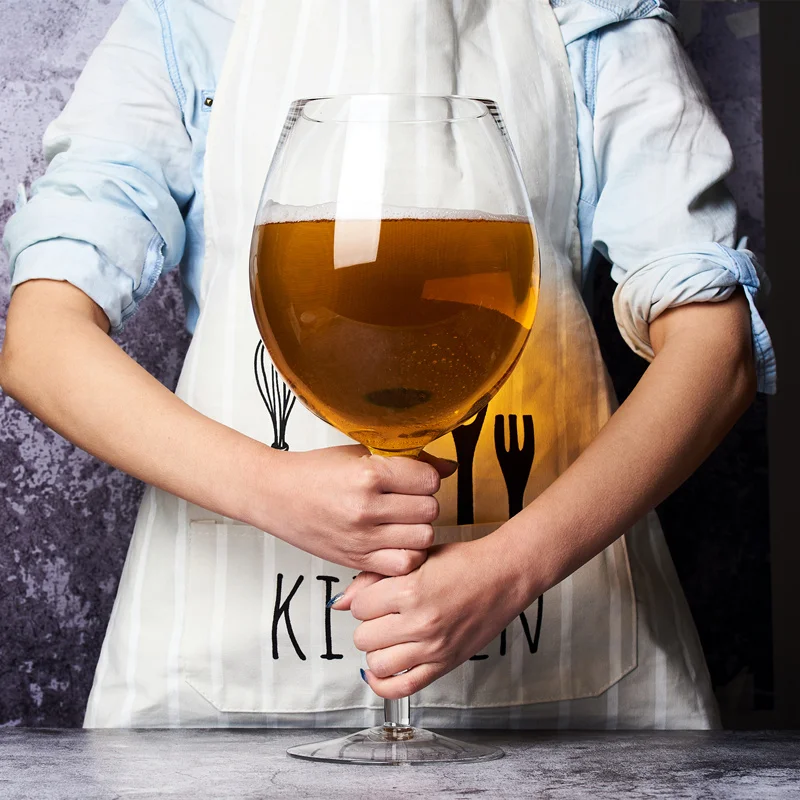 https://ae01.alicdn.com/kf/S83f9c9ea0bfa4ca9b1950964550639a97/Giant-Wine-Glass-and-Beer-Mug-Combo-3000ML-Extra-Large-for-Whiskey-Parties-Birthdays-Weddings-106.jpg