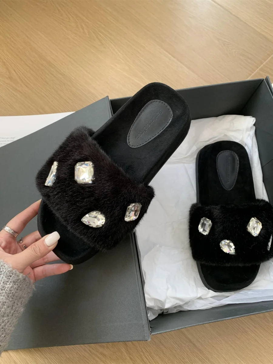 

Шлепанцы женские домашние на платформе, сланцы с низким мехом, Роскошные, плюшевые, массажные, блестящие, римская резиновая обувь, 2023