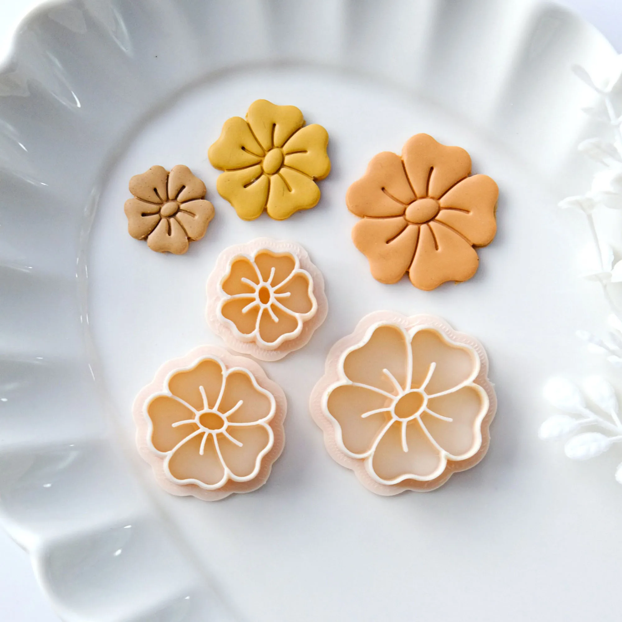 3Size Spring Flower Clay Cutters Floral Polymer Clay Cutters Embossing Flower Earring Cuttering Mold 3D Printed Tools