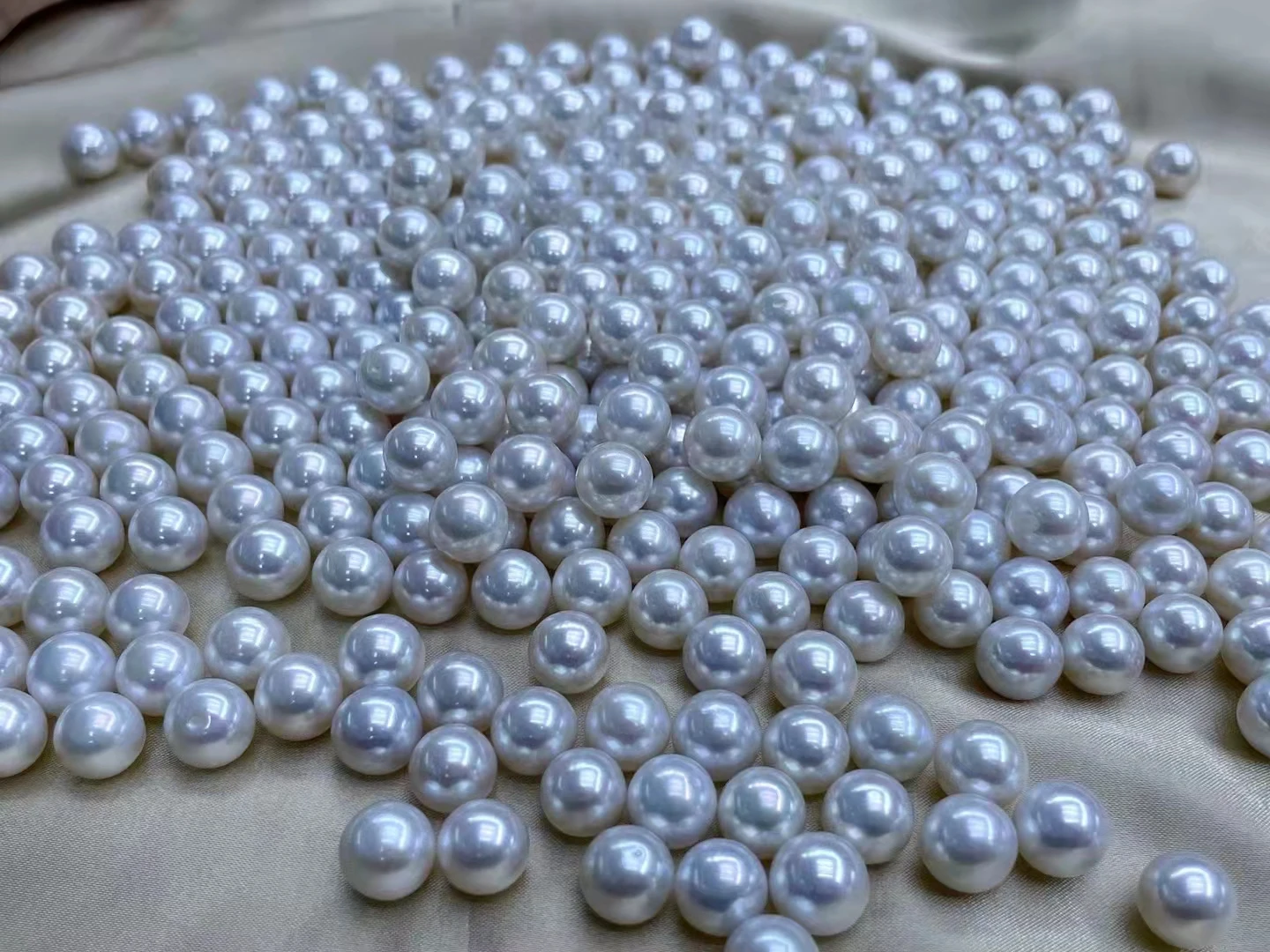 aaaaa-perfect-round-10-11mm-nature-fresh-water-white-pearls-loose-beads