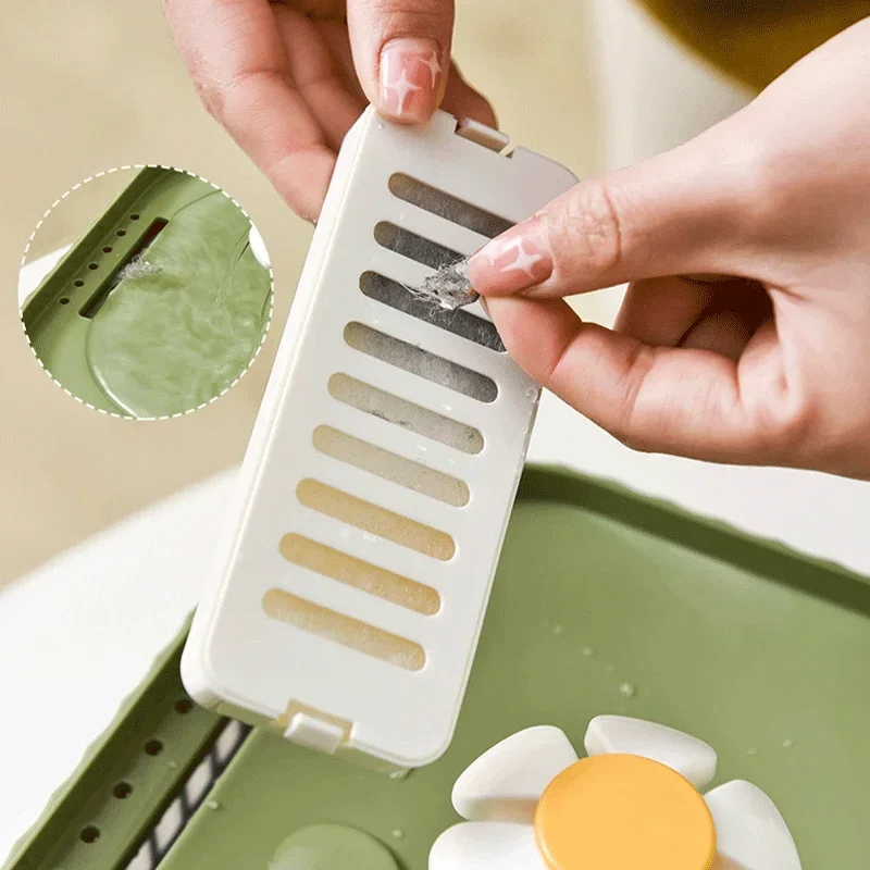 نافورة مياه للقطط سعة 2.5 لتر مع ضوء LED موزع مياه كهربائي فائق الهدوء للحيوانات الأليفة مع مرشحات بديلة نافورة قطط أوتوماتيكية