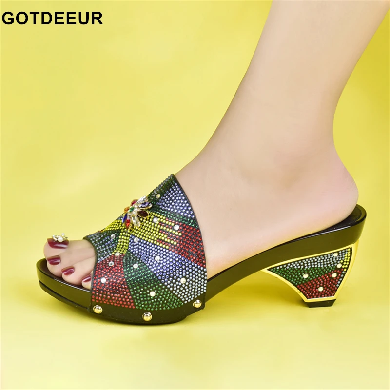 

Latest Sliver African Women Shoe Decorated with Rhinestone Italy Women Shoe for Party Italian Women Summer Sexy High Heels Pumps