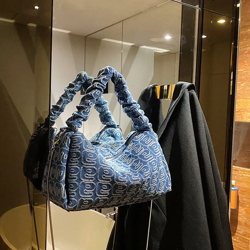 

Новая женская джинсовая сумка 2023, роскошная дизайнерская маленькая квадратная сумка через плечо с цепочкой и вышивкой