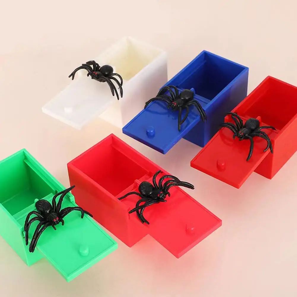 1Pcs Prank Scary Box Halloween Surprising Box Scare Toy Fake Spider Friend Funny Play Scary Gift Spoof Tricky Plastic