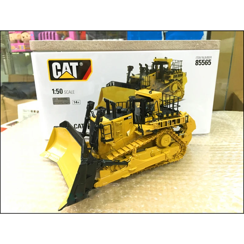 ダイキャストマスター CAT D11T CD ブルドーザー 1/50 建設機械