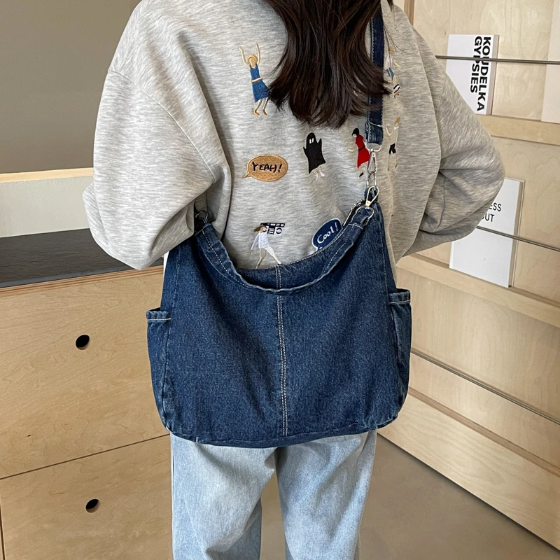Women's minimalist and fashionable casual denim shoulder bag, zippered shopping bag, crossbody women's bag
