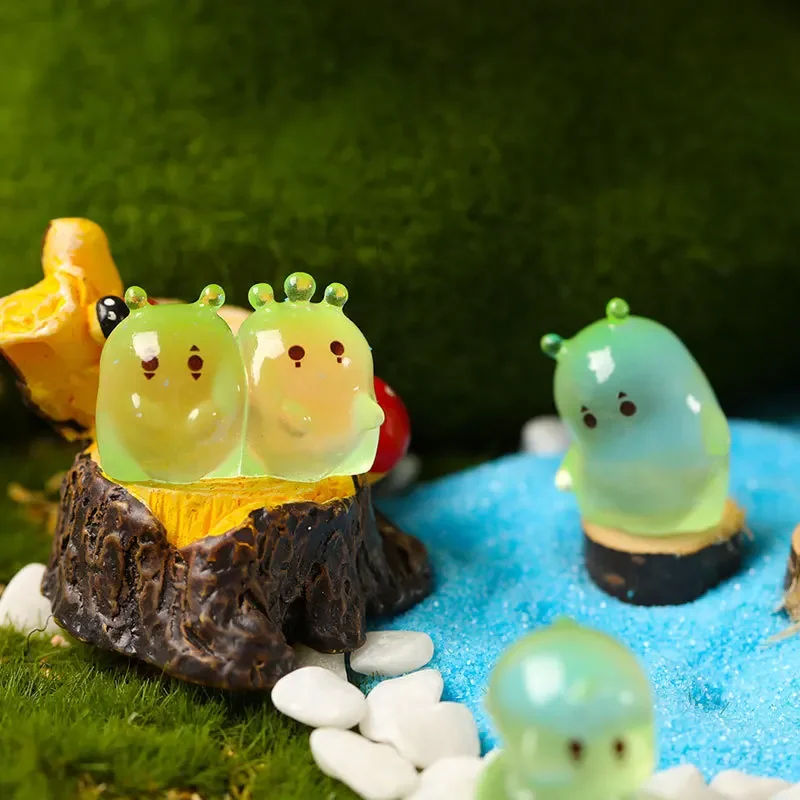 Mini Slime fluorescente de 6 piezas, accesorios de jardín de hadas, adornos Kawaii, Micro paisaje de musgo, decoración artesanal, elfo de madera