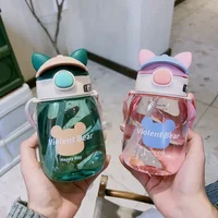 Kleine Trinkflasche To-Go