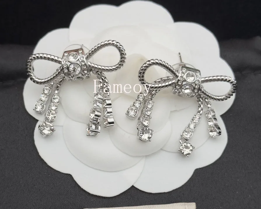 2024 Fashion New Round Cut Crystal Inlaid Pendant Women's Earrings