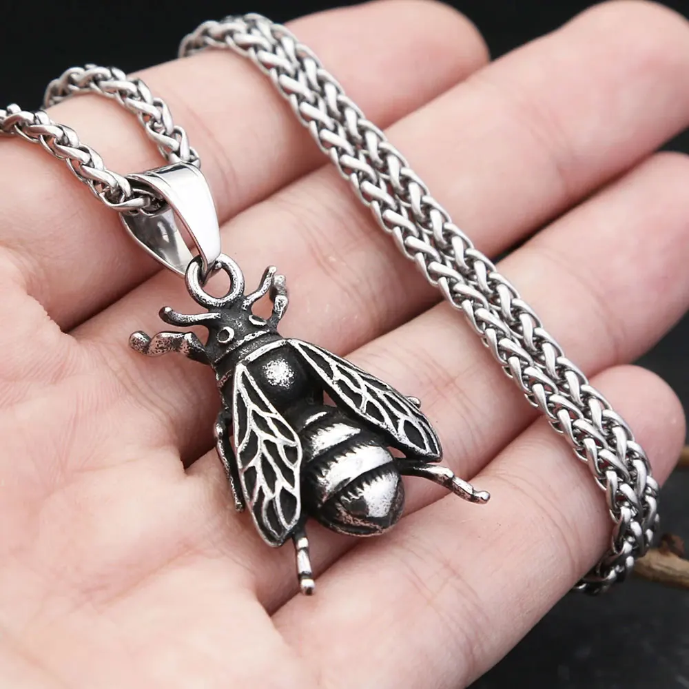 vintage-punk-bee-pendant-necklace-gothic-stainless-steel-jewelry-gift