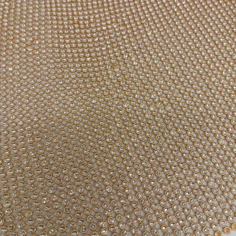 Фото Блестящая золотая основа 45x120 см, металлическая сетчатая ткань Chainmail для рукоделия, шитья, косплея, платья, сумки, одежды, ювелирные изделия для тела №2
