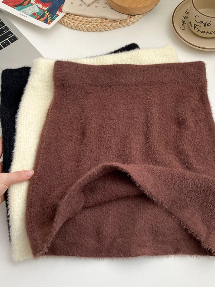 

High-quality Luxury Elastic High-waisted Imitation Mink Hair Solid Color A-line Skirt Women 2023 Versatile Buttock Knit Skirt