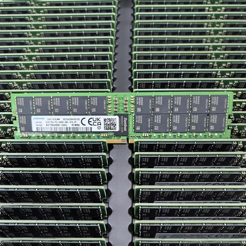 SAMSUNG DDR5 4800MHz 64GBメモリー　32GB 2枚セット Crucial 64GB DDR5 RAM Kit (2x32GB), 4800MHz CL40 Laptop