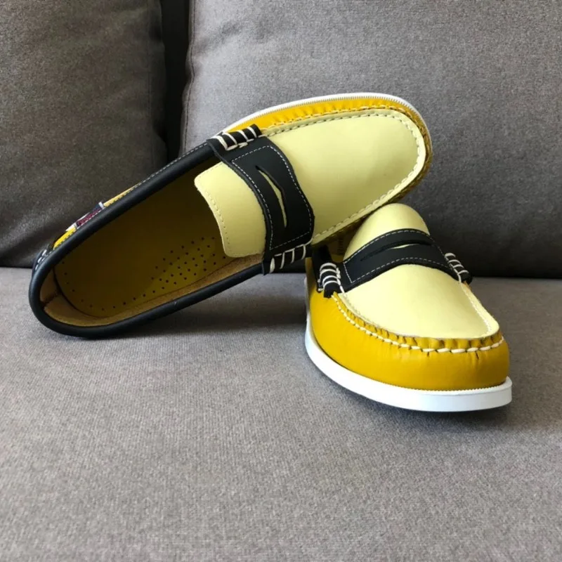 

Лидер продаж 2023, повседневная обувь для молодых мальчиков, повседневная обувь ручной работы для мужчин, модная брендовая мужская обувь на плоской подошве без застежек, мужская обувь
