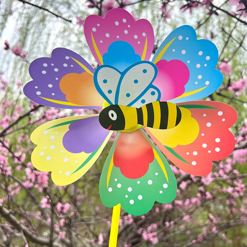 1Pcs Cartoon Flower Shaped Insect Handheld Windmill Home Garden Decoration Wind Spinner Whirligig Yard Decor Outdoor Kid Toy wind spinner toys