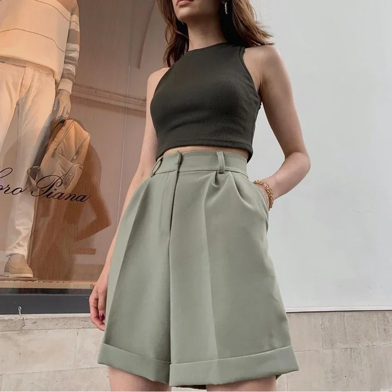 Women's Trousers Flanging with Pockets, Zipper Buttons, Solid Color Fashion Casual Women's Shorts, Fashion Street Shooting 2024