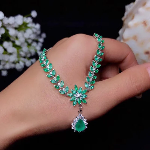 165-1139 - 18k Yellow Gold Diamond & Emerald Necklace – ...