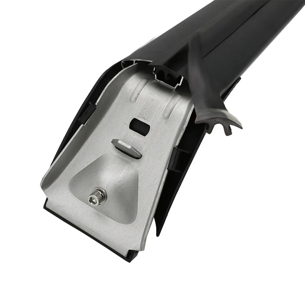 1pcs Rubber strip at the top groove of the shark crossbar. Anti slip rubber strip, increasing friction rubber strip