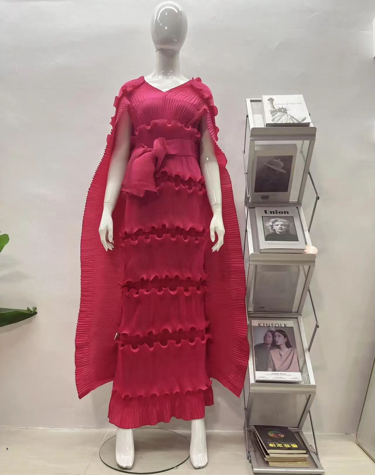 مياكي بلون الخامس الرقبة مطوي الفرنسية ثلاثي الأبع...