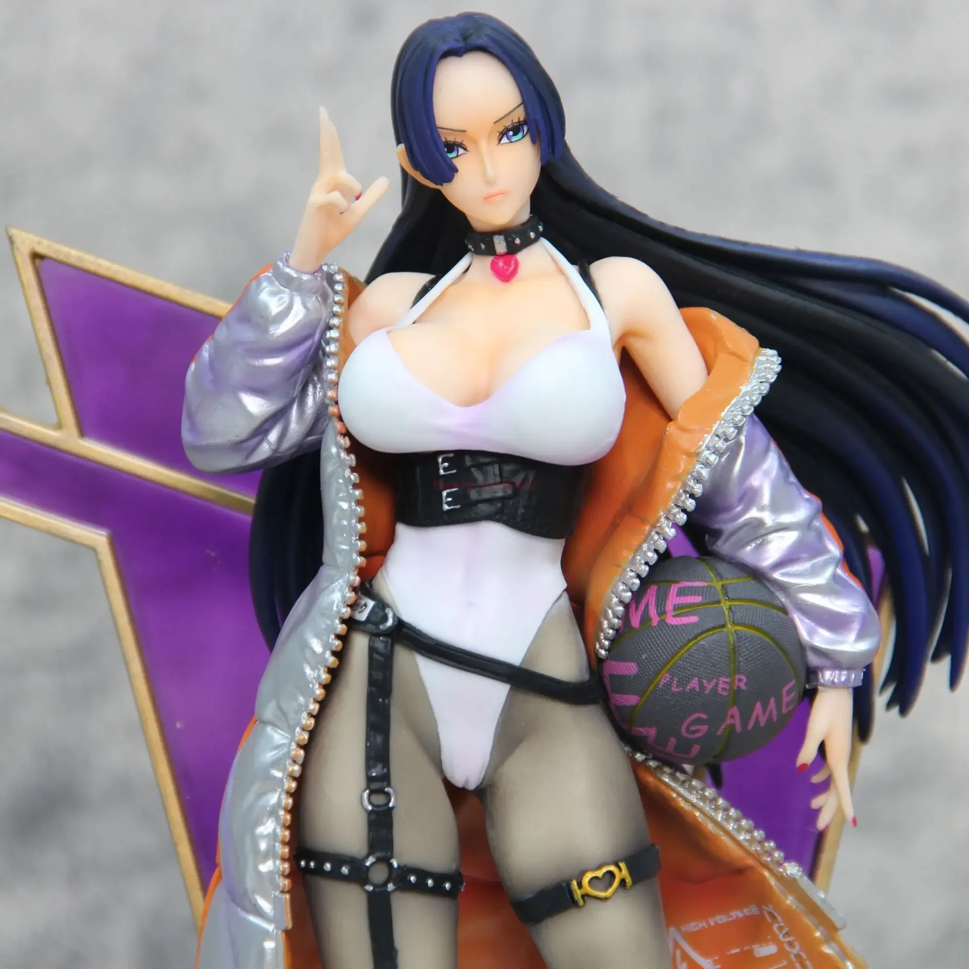 

Anime One Piece Figure Boa Hancock Statue Model Doll 34cm Sexy Figures Sporty Female Emperor Figurine Pvc Decora Toy Gift