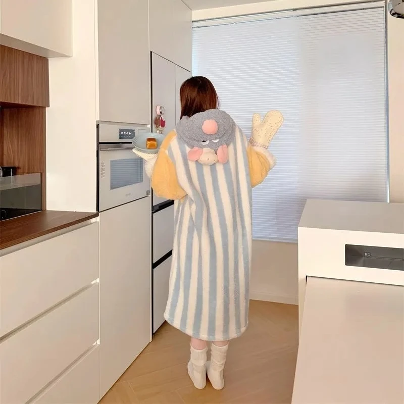 חליפת דיסני קרטון רטטויל חמודה עם פליז קורל לנשים, חליפת לילה עם כובע מעובה לסתיו וחורף