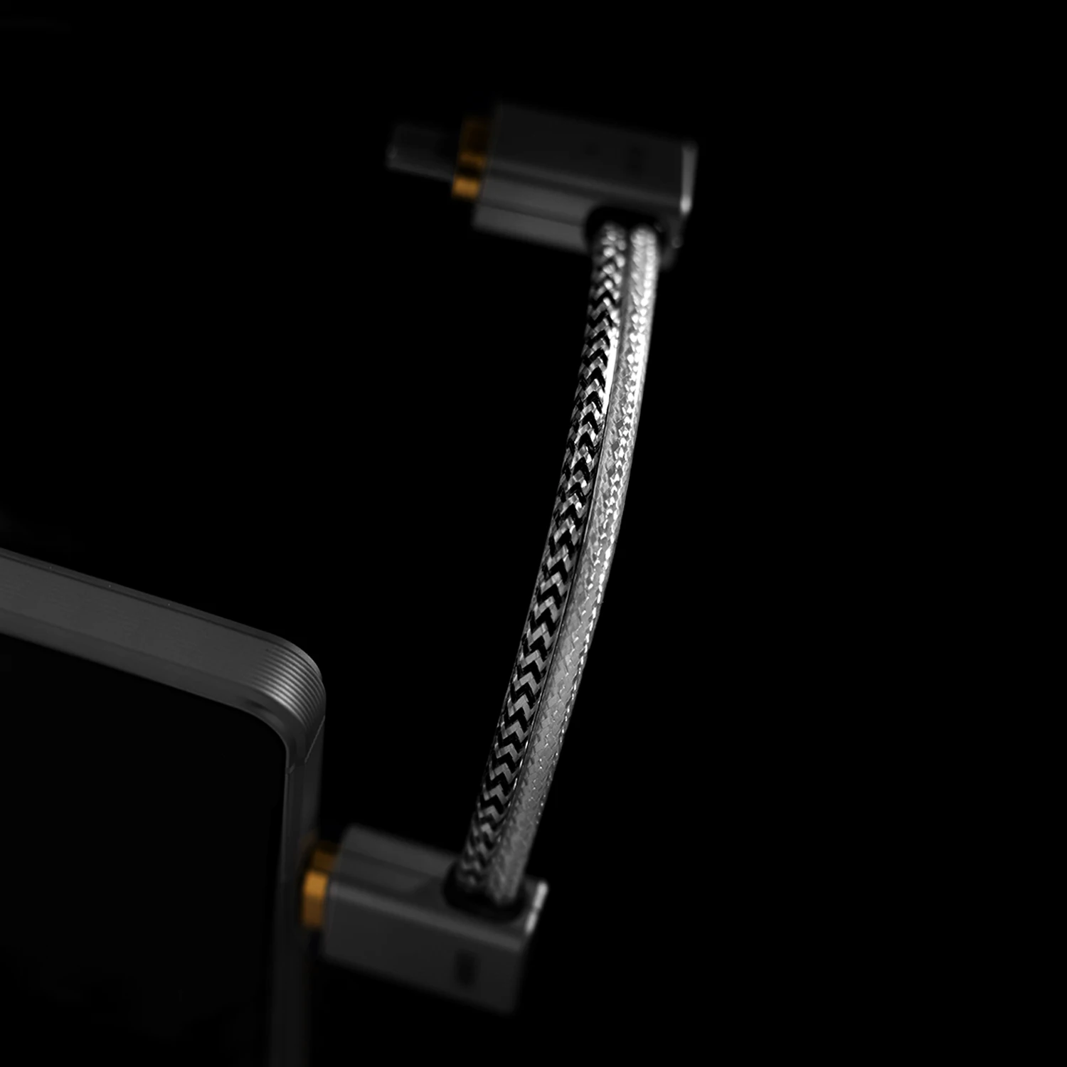 DDHiFi TC09L USB-C to USB-C L-Shaped OTG Cable Great Partner