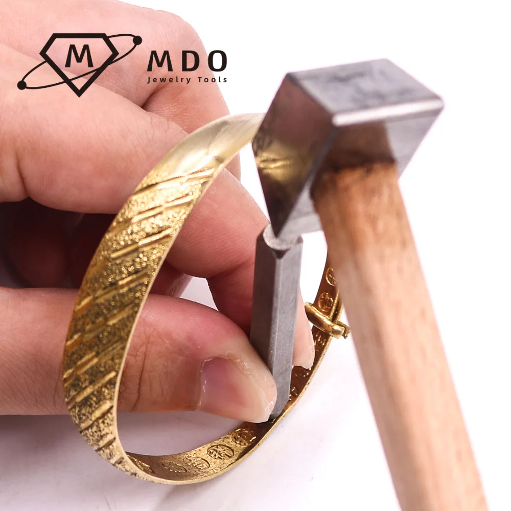 Martelli Goldworking strumento per la creazione di gioielli in oro e argento piccola testa quadrata Mini martello quadrato in metallo in ghisa con manico in legno - immagine 3