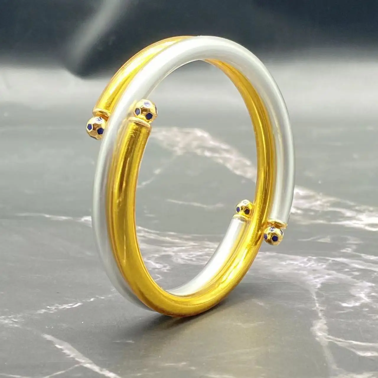 

Women's bracelet Gold shiny exaggerated texture European and American mix color