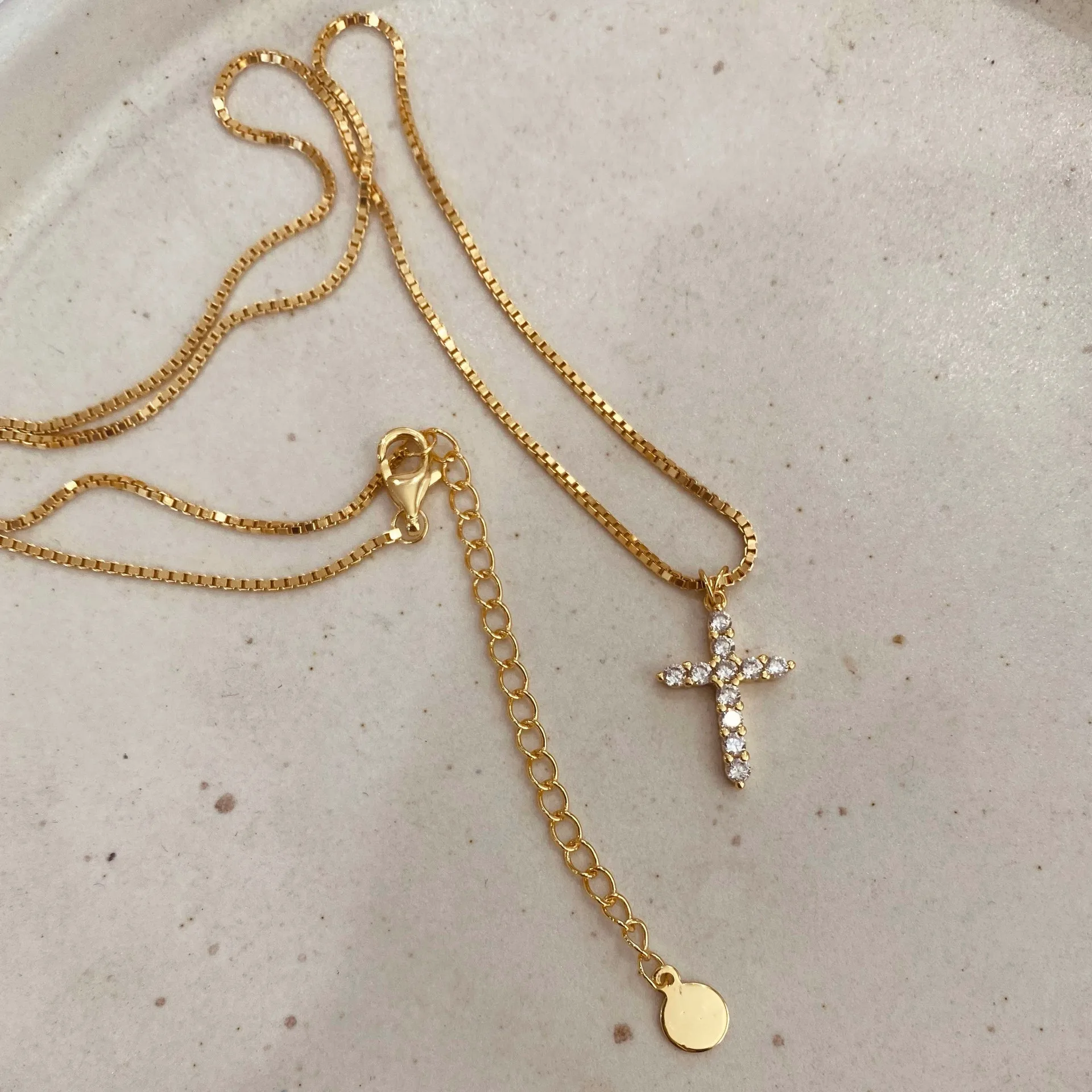 Exquisite Gold Color Cross Necklace Women Shining Rhinestone Stainless Steel Gothic Accessories Christian Female Fashion Jewelry