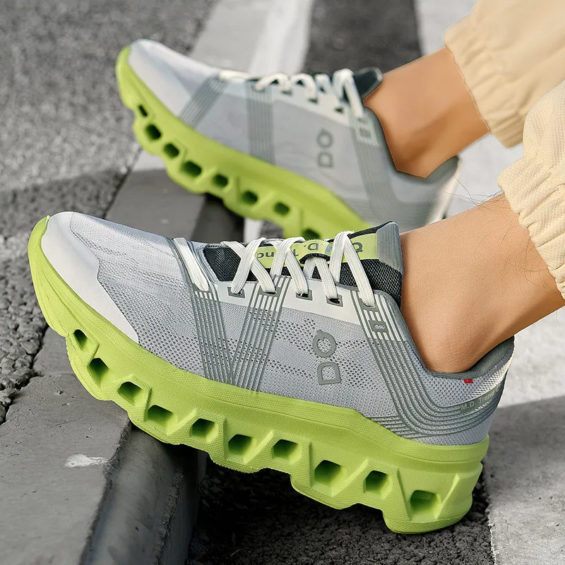 Versatile Casual Shoes: Embracing Comfort and Sports Trends with Soft Soles