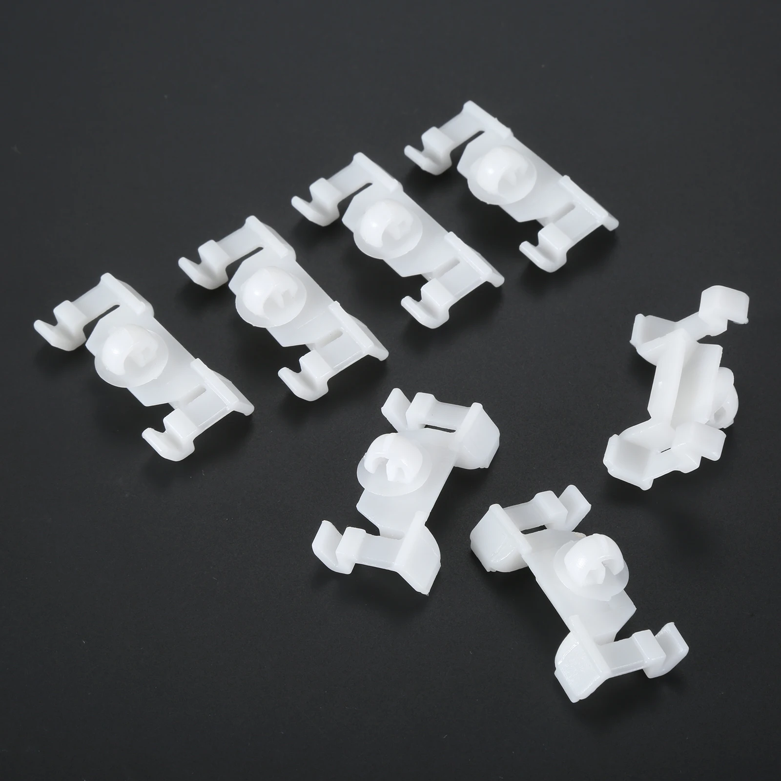 10pcs Nylon Rocker Molding Retainer Side Skirt Clips for Mercedes