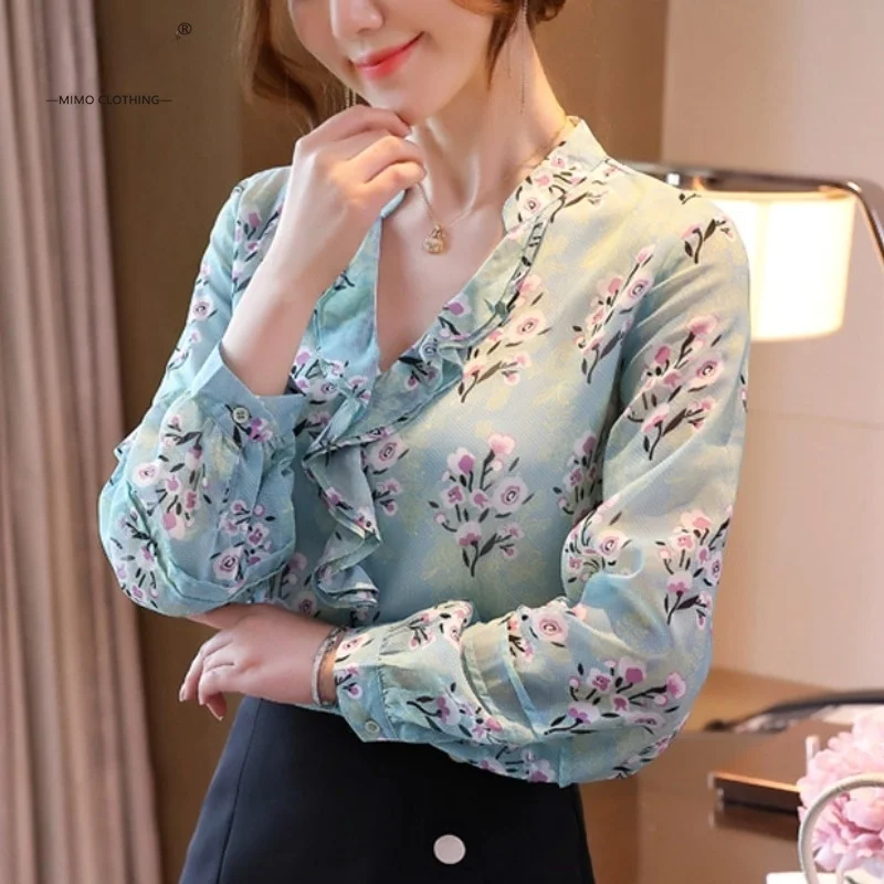    Ҹ ְ  2023  ο   V-neck      м