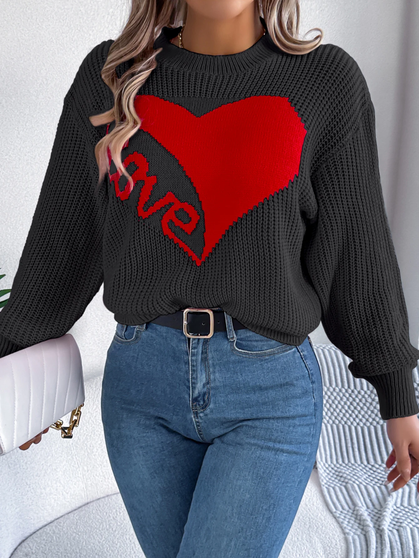 Women Knitted Sweater Heart Pattern Round Neck Long Sleeve