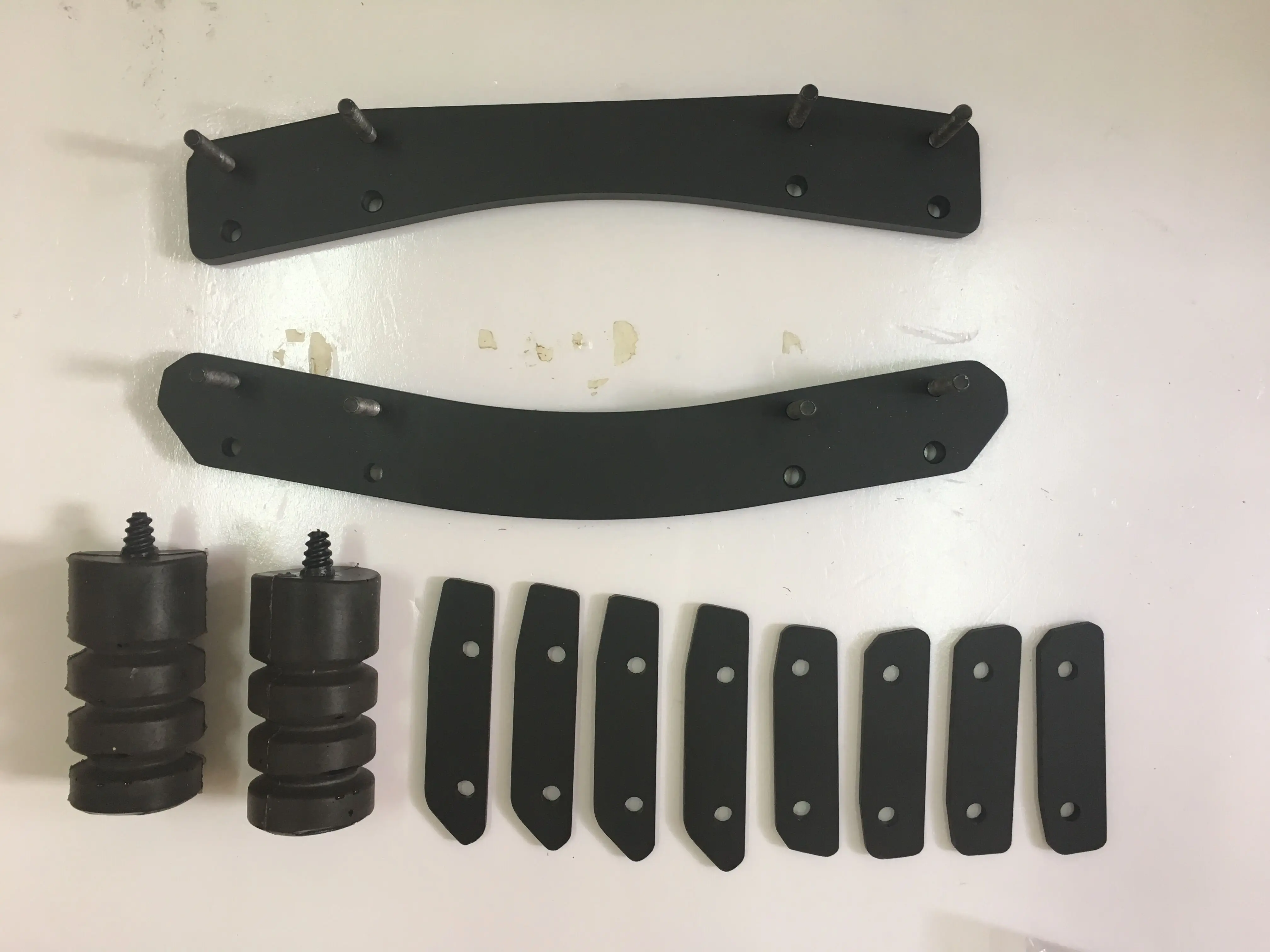 

Oversized Spare Tire Mounting Bracket Kit for Jeep Wrangler JL 2018+ JL1044 LantSun