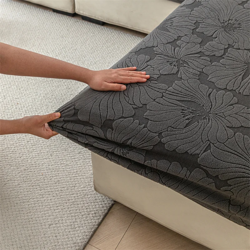 Polar Fleece Flower Jacquard Sofa Cover Is Soft and Comfortable for All Seasons, Anti-Cat Scratch Breathable Sofa Cover 2