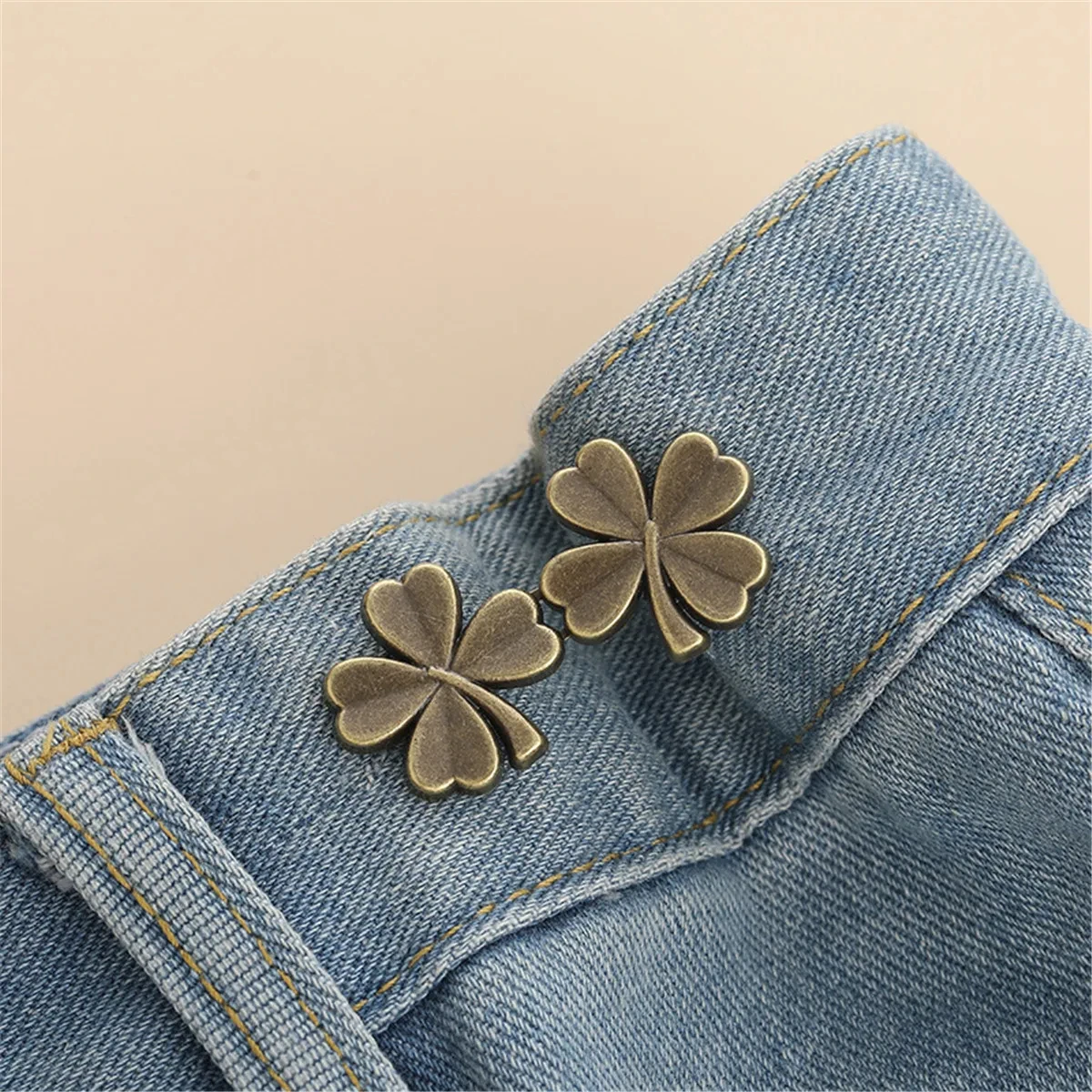 1 Pair Adjustable Waist Tightener Four Leaf Clover Trousers Waist Buckles for Jeans Pants Skirts Snap Button Adjuster Clips 5