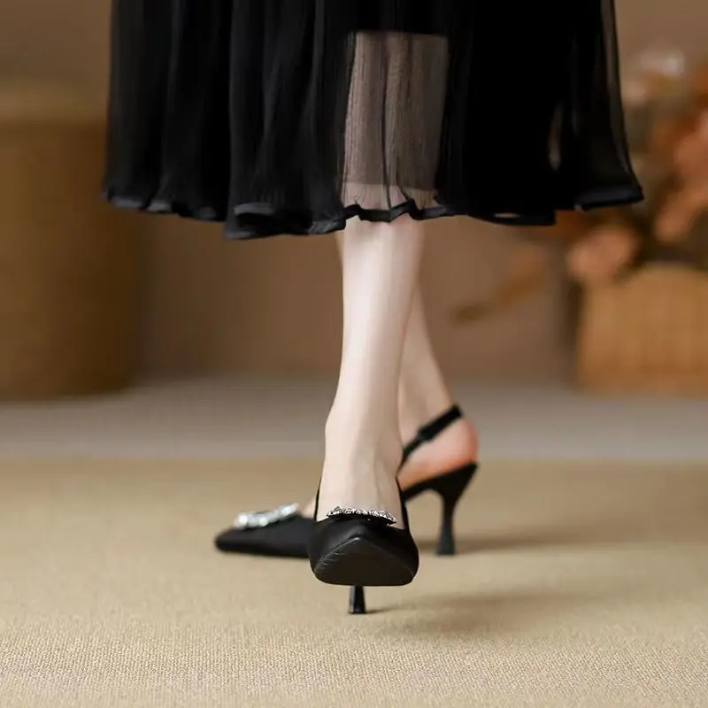 2024summer New Outdoor Banquet Party Stiletto Shoes Luxury Rhinestone Designer Pointed Toe Shallow Mouth One-step Womens Sandals