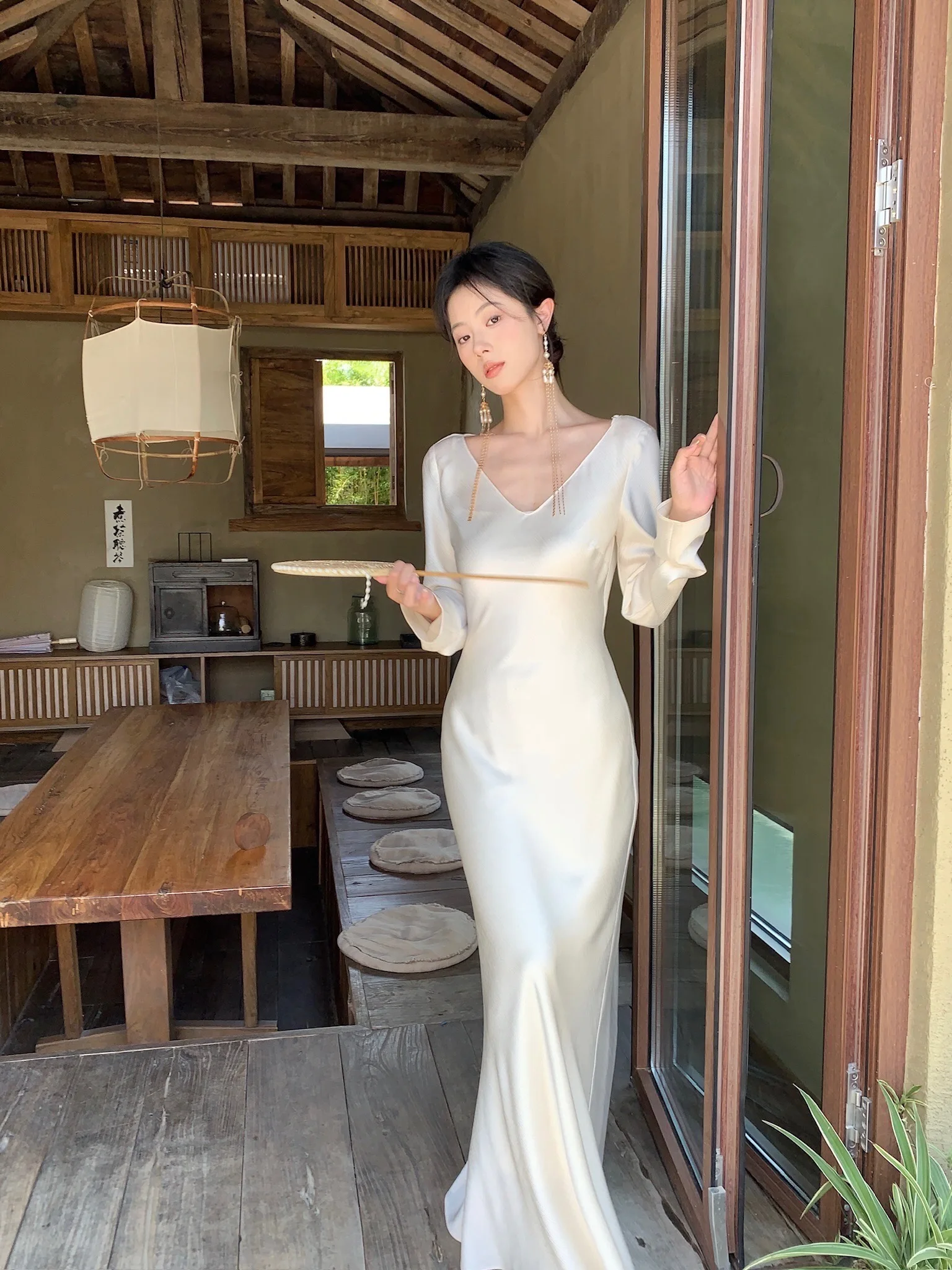 Vestidos largos de satén de otoño para mujer, vestido de fiesta de noche para boda, vestido de graduación, vestido de sirena de una pieza con cuello en V y mangas largas