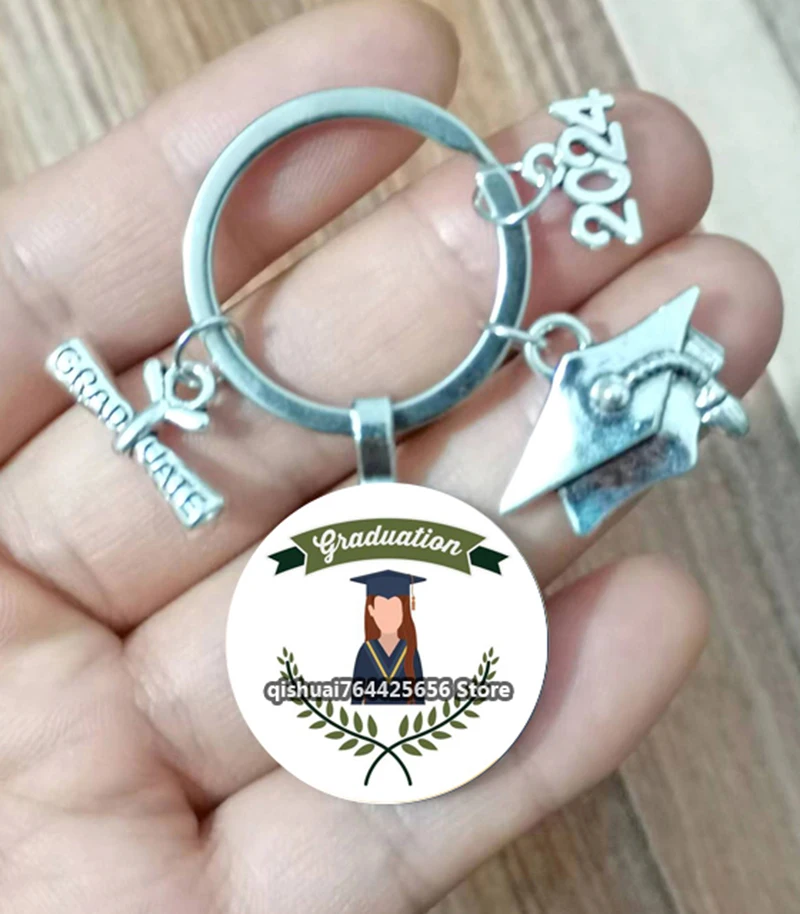 Portachiavi Di Laurea 2024 Con Incisione 'My Story Is Just Beginning' - Regalo Ispiratore In Acciaio Inossidabile Per Classe Del 2024, Ragazzi E Ragazze