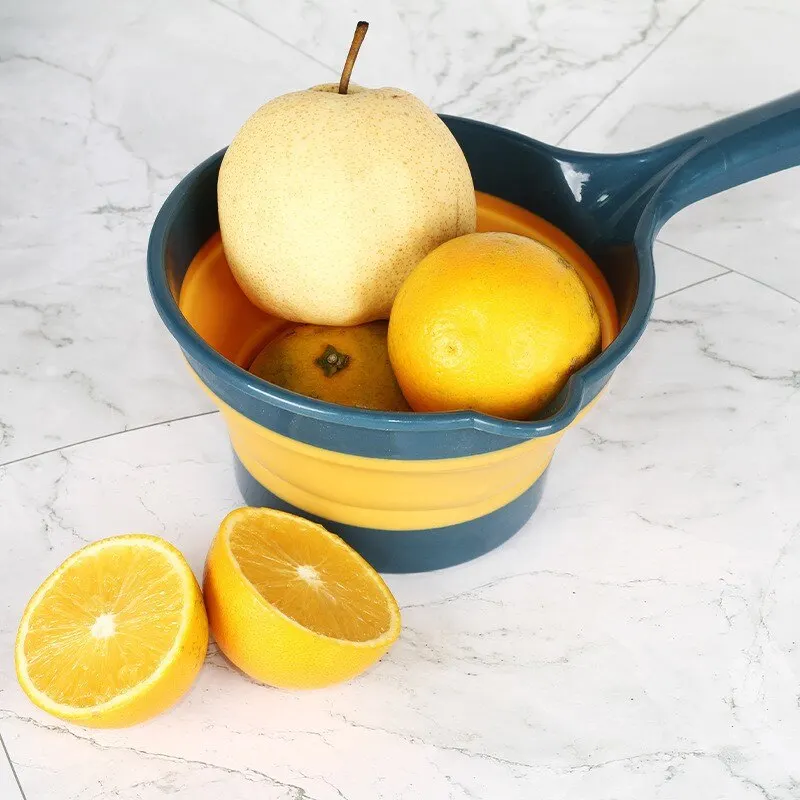 Folding Water Ladle Hangable Plastic Water Bathroom Shampoo Kitchen Bath Spoon plastic water ladle Home Kitchen Spoon 1pc