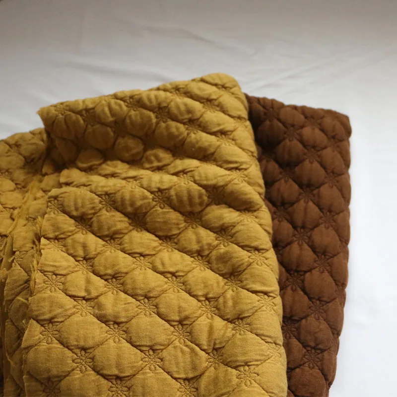 

Искусственная стеганая мягкая и утолщенная трикотажная ткань в Корейском стиле INS, ткань для одежды с маленькими цветами, ткань «сделай сам»