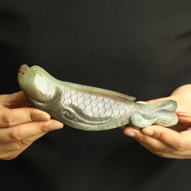 

China old natural hetian jade hand carved statue fish pendant d15