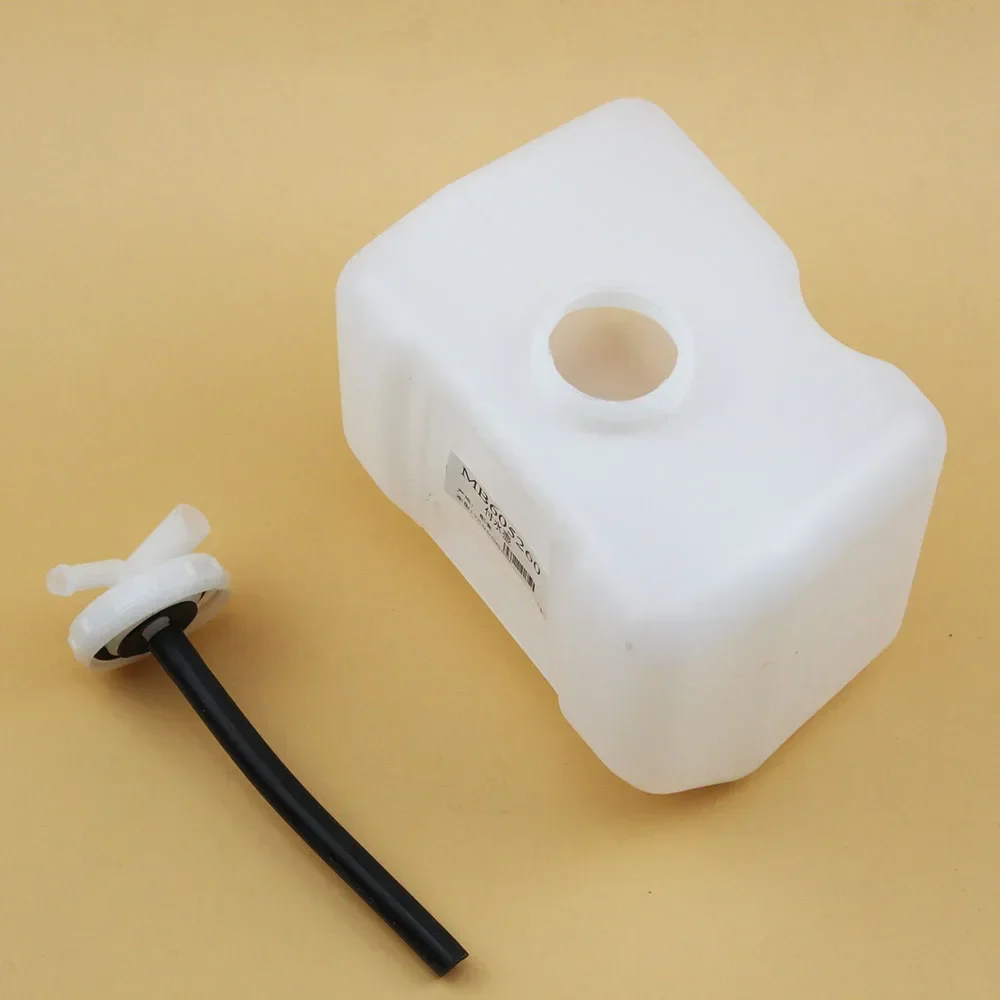Car Coolant Overflow Reservoir Water Tank for Mitsubishi etc.