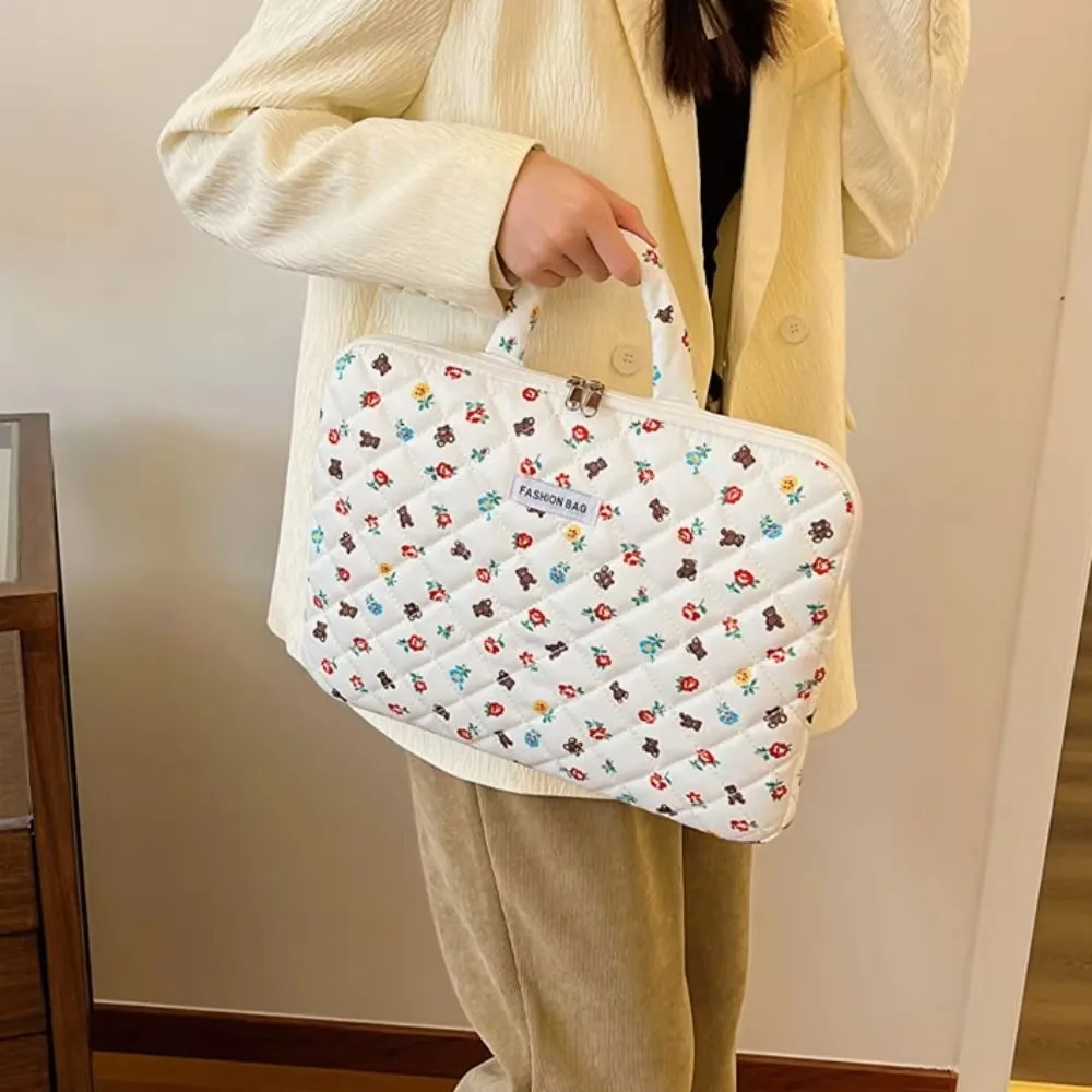 Elegante Borsa per Laptop di Grande Capacità, Portatile e Resistente all'Acqua, con Motivo Orso, Carina Borsa per Computer per Viaggi d'Affari - immagine 2